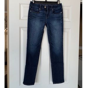 AE Skinny Jeans Size 4 Short